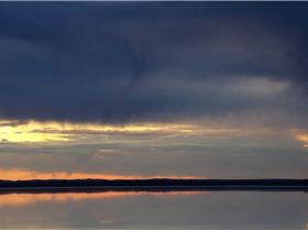 large 2 tornado trying to form jpg 9d4e4f01b3799694042e3ef5cb635859