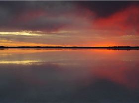 large Lefroy Sunset jpg 05f00553ed789327dd0df872e146cb5f