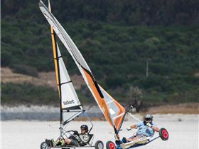 Chook overtaking blokart.1