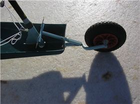 First Mini explorerlaunched on Lake Lefroy june 07