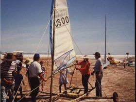  Racing up the Ninety Mile Beach New Zealand