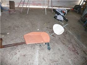 small, light wieght seat for landyacht/kite buggys suitable for posting via Aus Post