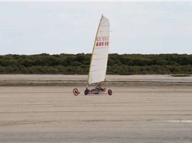 some land yachts at port gawler today sunday 6th April 2008