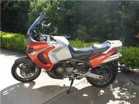 '99 Honda Varadero as tow vehicle for Blokart trailer