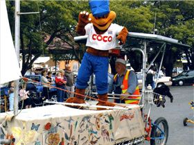 Xmas pagent Balaclava 2006 COCO rides