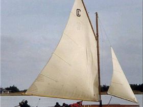 stern steer ice yacht