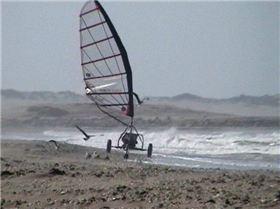 LANDSAILING  EN BAHIA DE LOBOS
