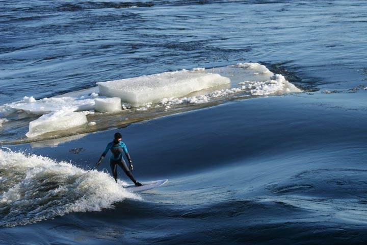 Surfing Norway...