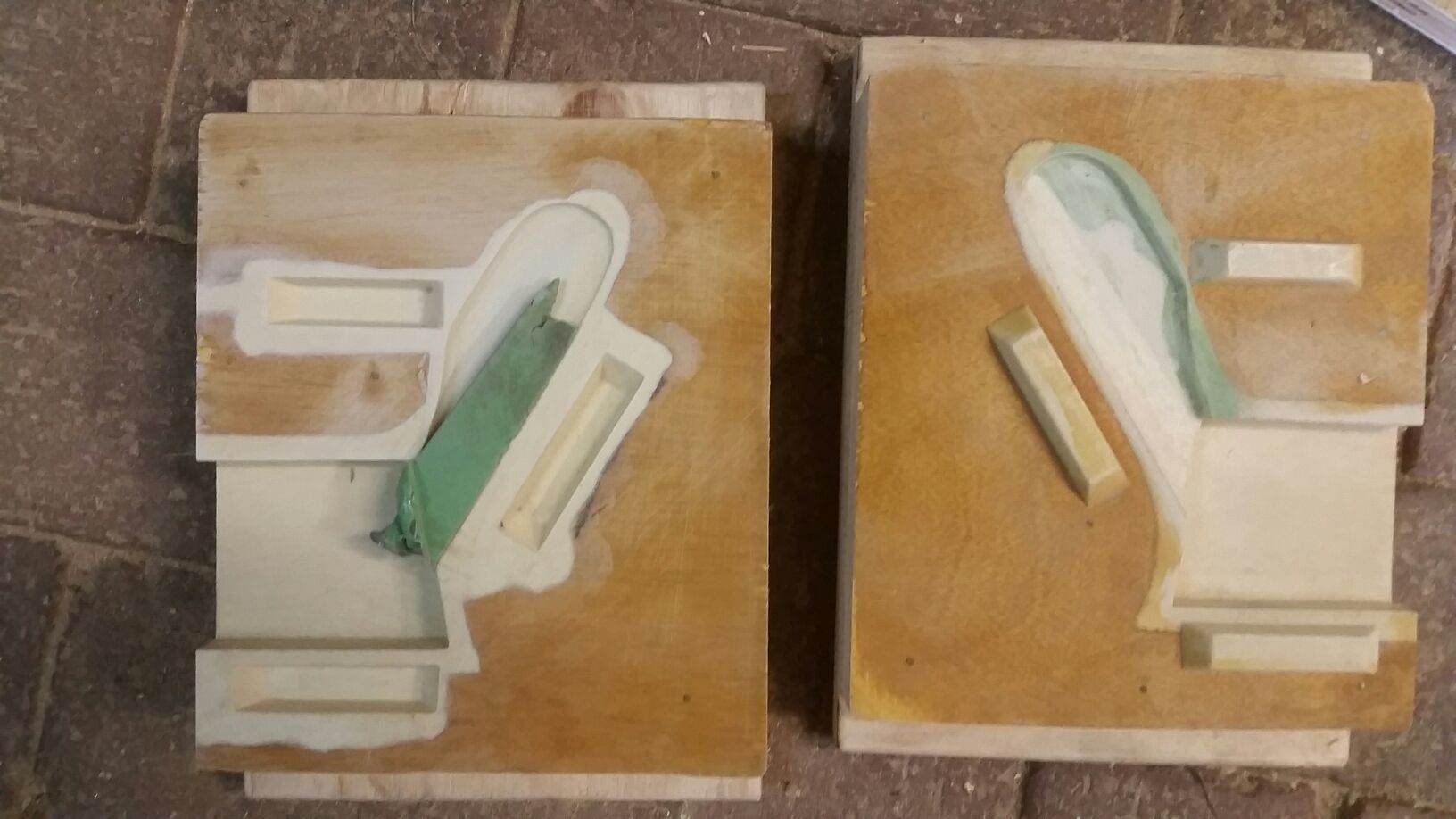 Fin pattern in sand box/ Core box set up.