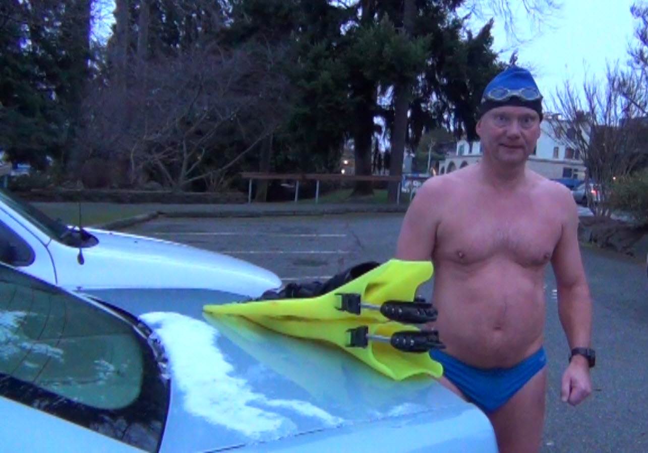 Air 30-32F (-1 to 0C), Water 42.8F (6.0C) Swim in Speedos