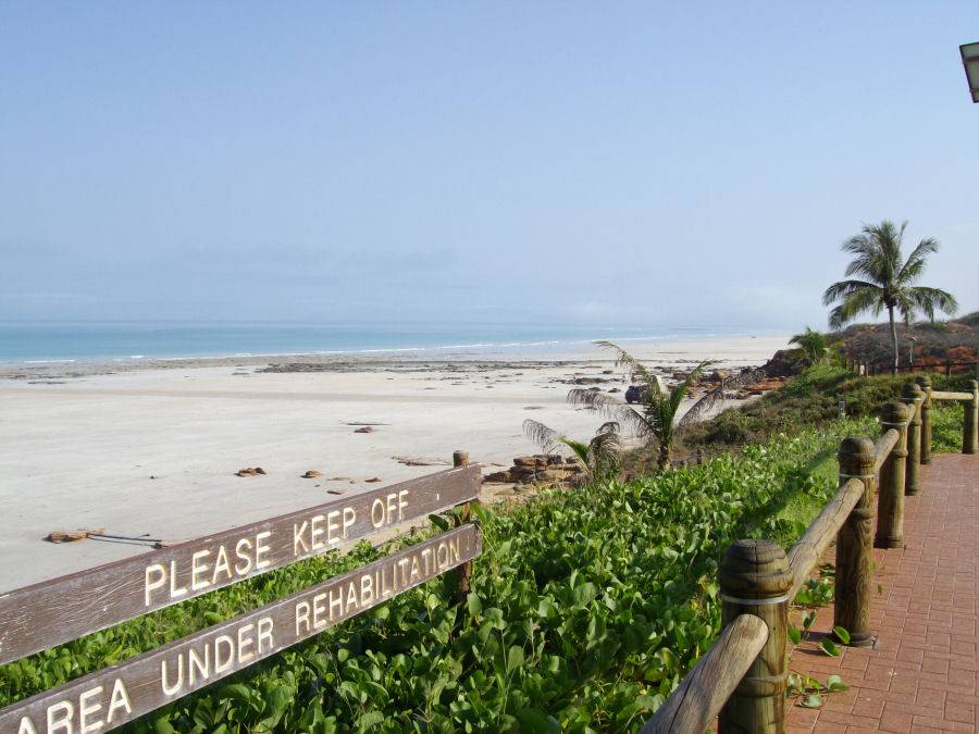 Facing North - Cable Beach