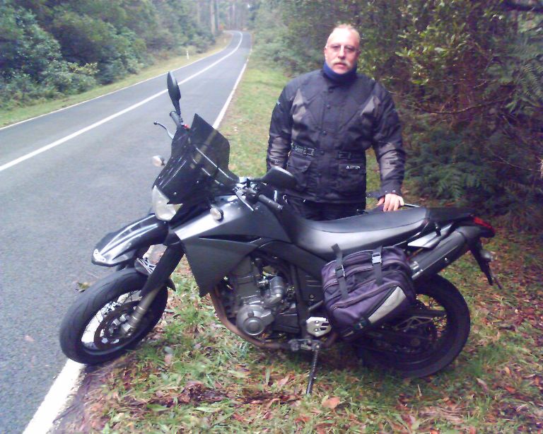 Reefton Spur snowing