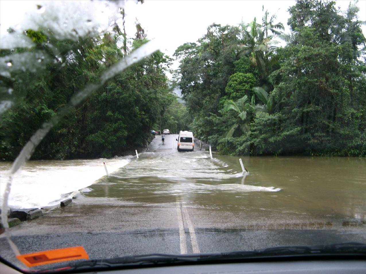 River Crossing FNQ