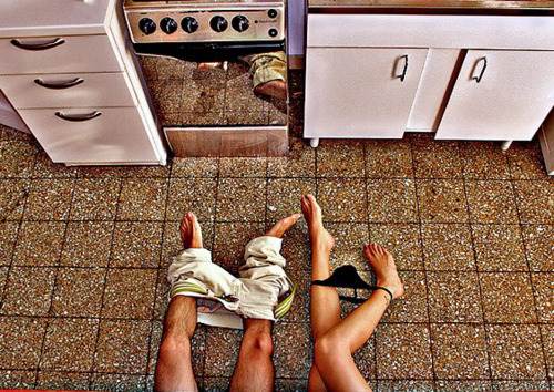 sex-in-the-kitchen2