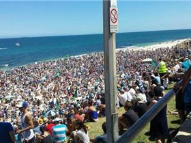 1-ronels-protest-photoewdwdwdd