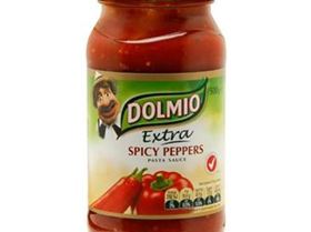 Dolmio-Extra-Pasta-Sauce-Spicy-Peppers
