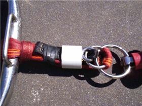 Close-up: the chicken loop was replaced by the largest ring