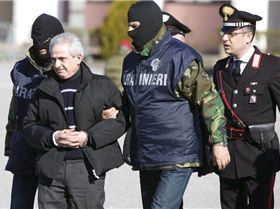 99752500italyzmafiafeb08condelloafp-1580708331