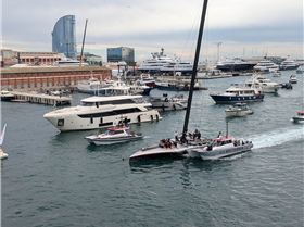 PXL20241018141041784.RAW-01.COVER