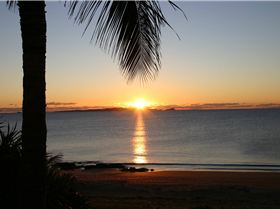 Sunrise Lammermoor Beach