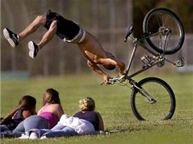 oops-bicycle-crash