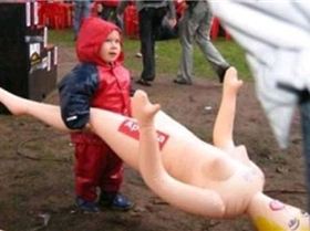 funny-picture-photo-blowupdoll-skyguy-pic
