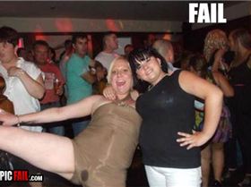 epic-party-photo-fail-wet-crotch