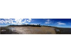 Sandstone Point low tide