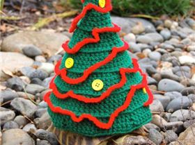 article-2510555-19883A7A00000578-356 634x764