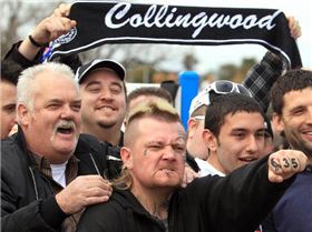 903840-collingwood-fan