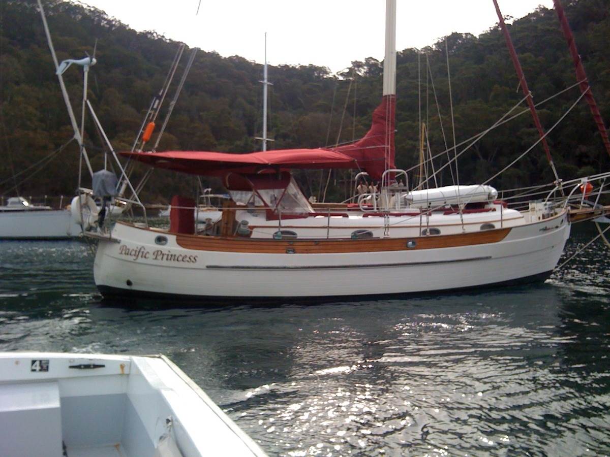 hans christian 33 summer awning