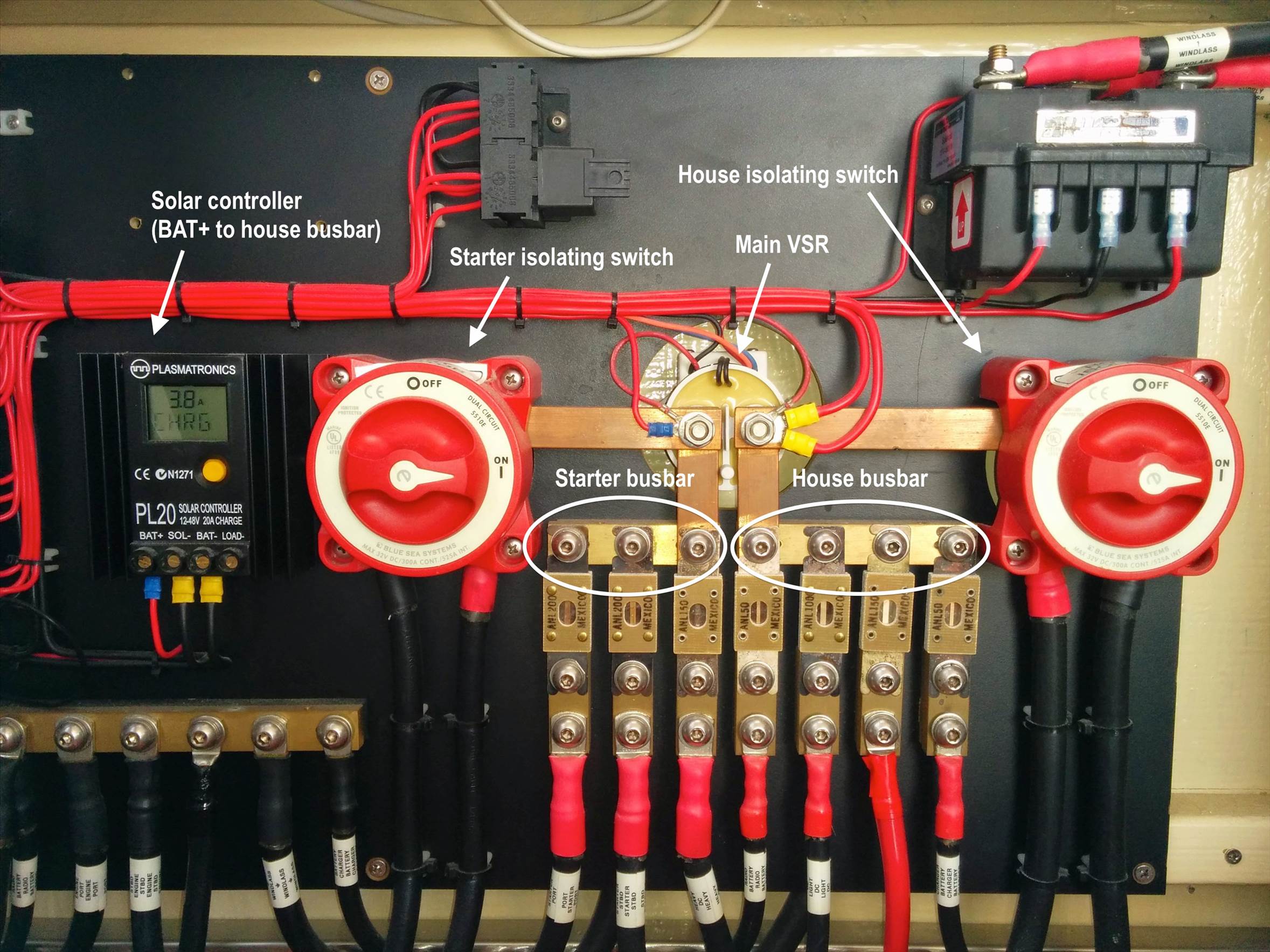 Boat electrical distribution