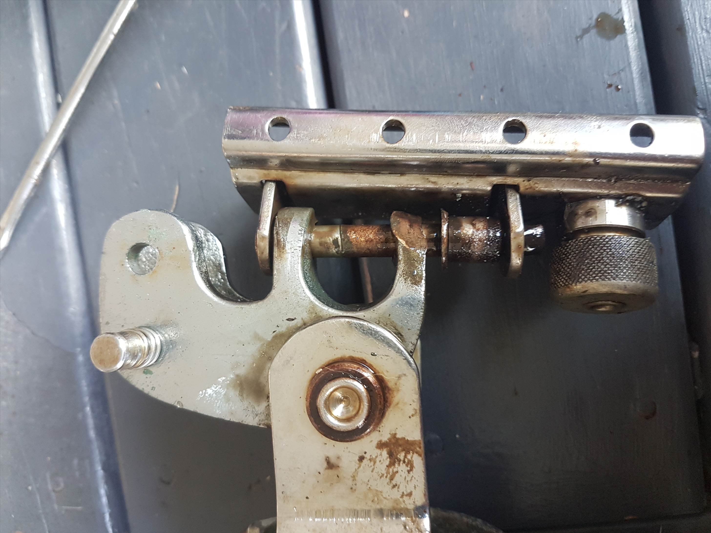 E24 Gooseneck Needs Repair ?