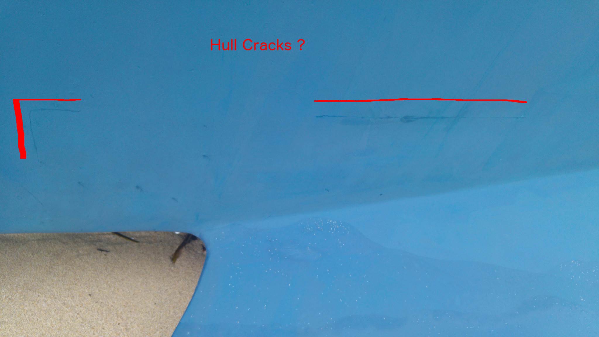 StarboardHullCracksKeelInSand WithText
