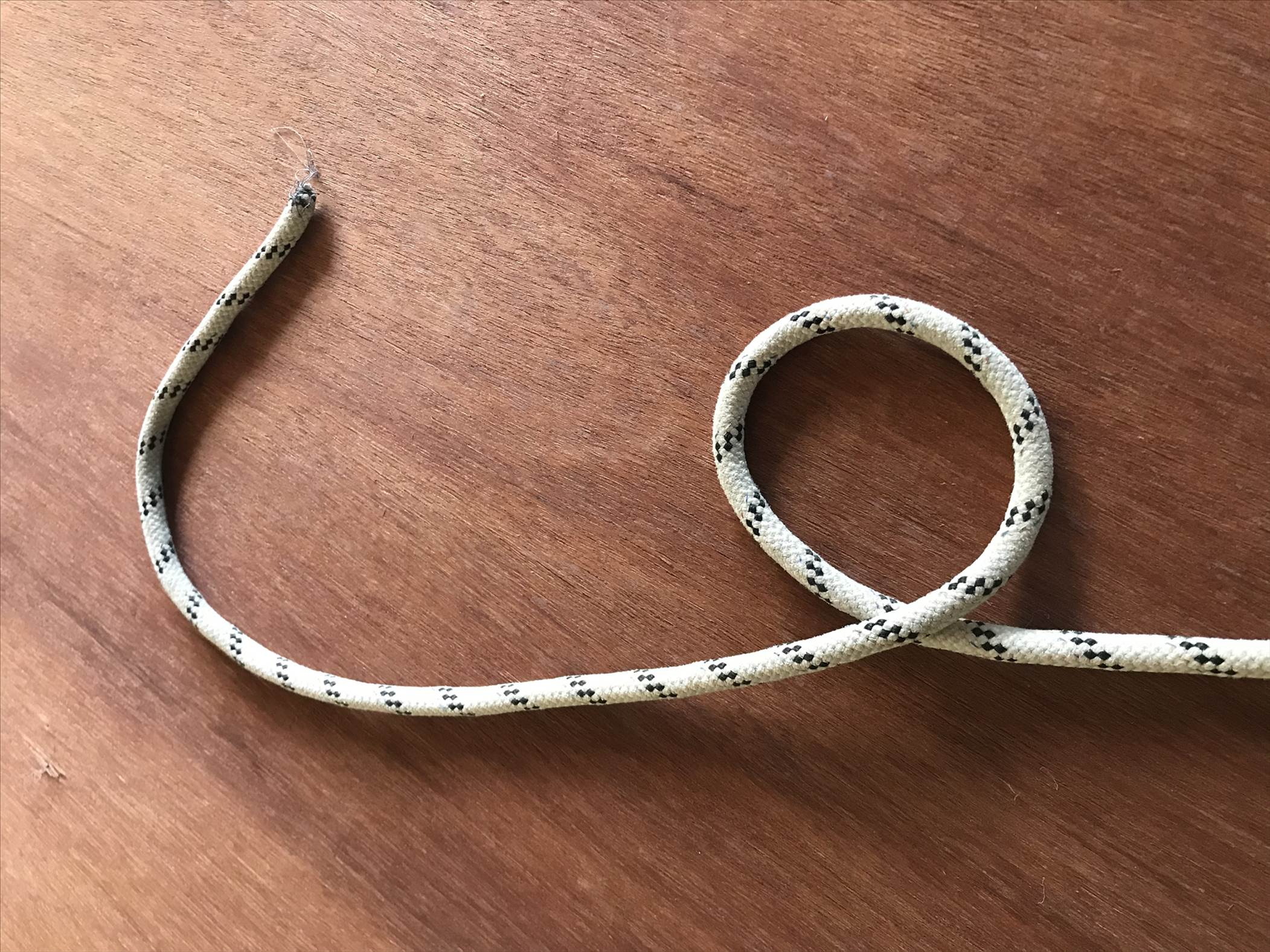 ZVSFkT8vTUucqlhkqXbsFQ