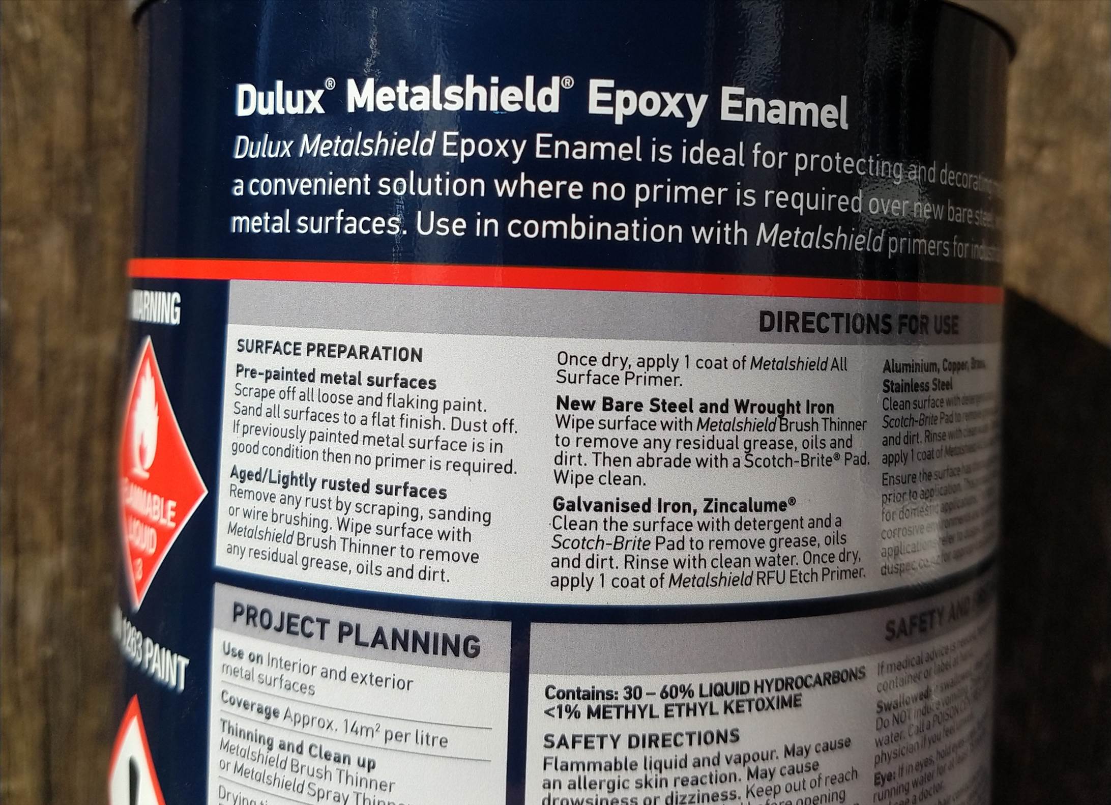Epoxy enamal for metal