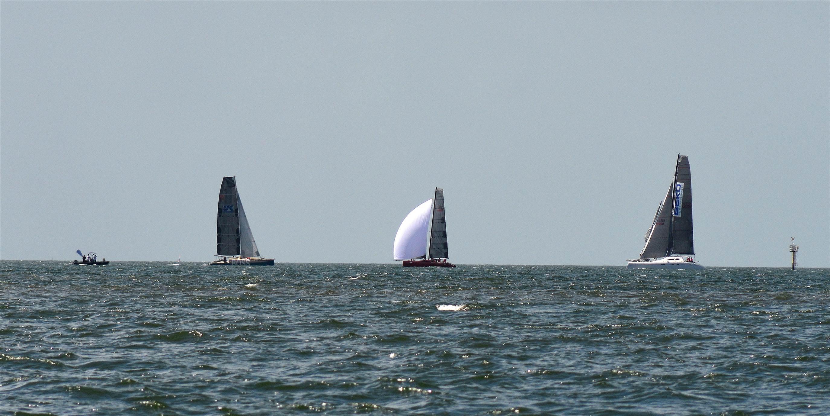 2018 Brisbane to Gladstone Multihull Race Start