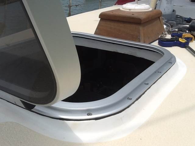 Gebo deck hatch installed