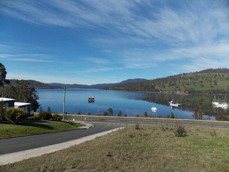 1-Dr-Dicks-Drive-Port-Huon-TAS-7116-Real-Estate-photo-2-large-6109033[1]