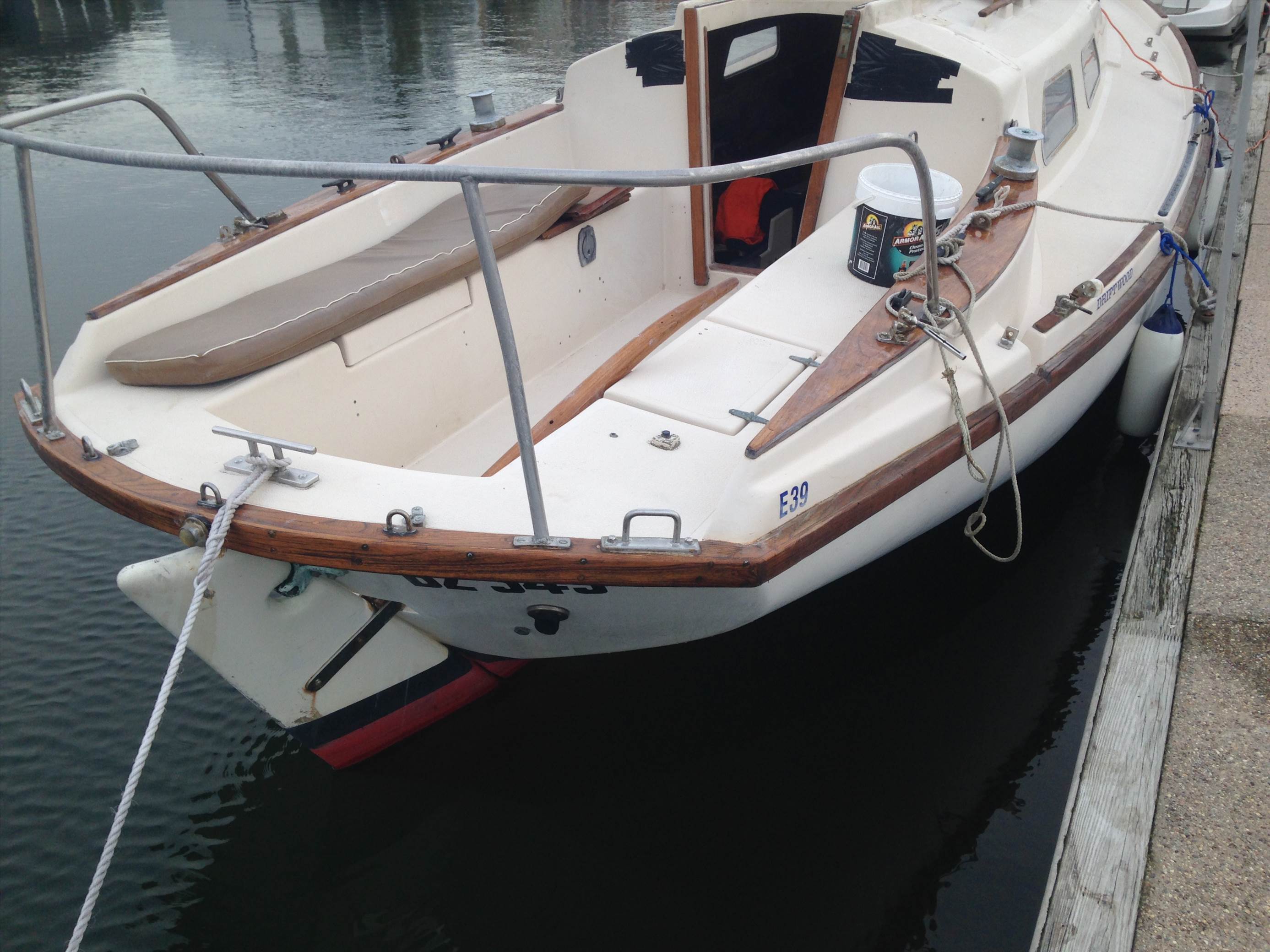 saturdays scub the deck 018