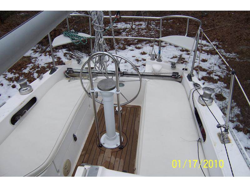 cockpit cushions seat wheel deck 0881