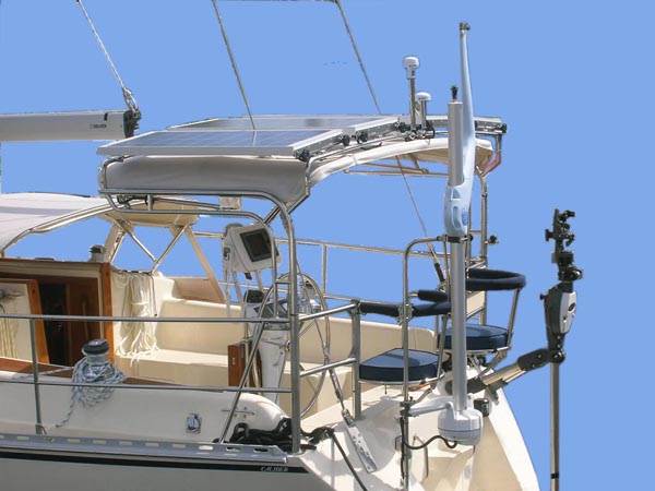new caliber sailboats smart stern rail