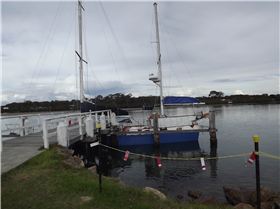 Sunk YACHT June 2016