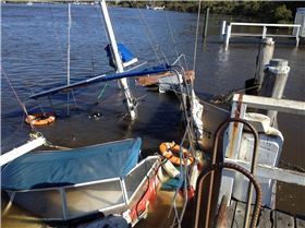 Sunk YACHT June 2016