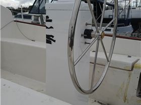 steering pewdestal final fit 002