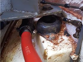 broken rear port side mount