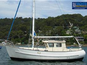 411-Fisher 32 Freewinds HERO SHOT 