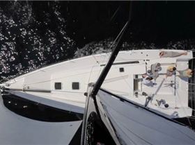 cruising-photo-from-mast1