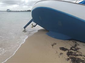 BoatPostionOnBeach 5312X2988