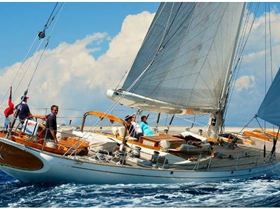 SAILING YACHT WHITEFIN 001